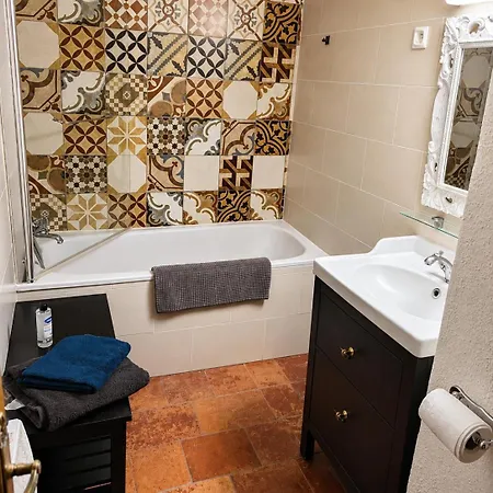 Les Cast'elles Bed and Breakfast Malves-en-Minervois